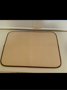 Large Beige Dish Drying Mat Kitchen Counter Absorbent Drying Pad Brown Trim